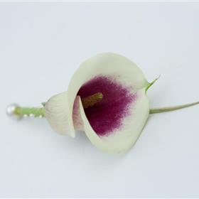 fwthumbPurple Calla Lily Buttonhole Close Up.jpg